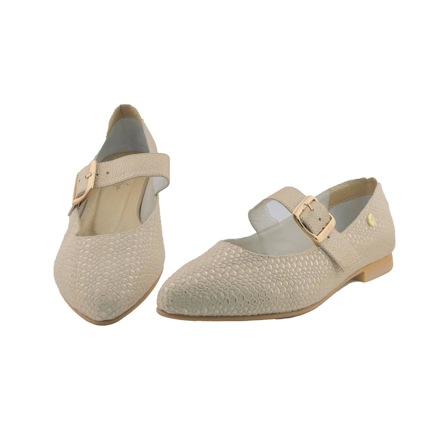 Lucia Flats