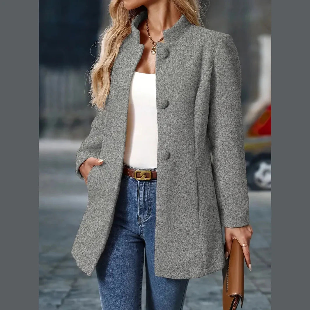 Amara – Fashionable Single-Breasted Blazer