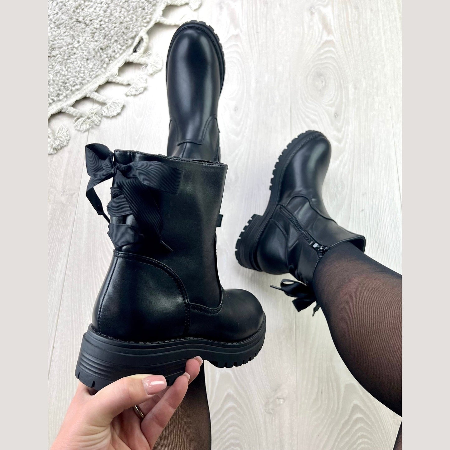 Bow Black Boots