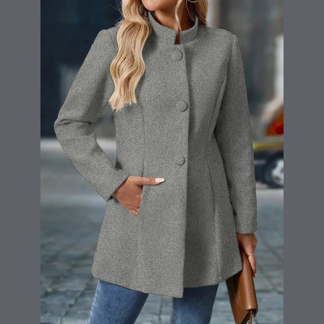 Amara – Fashionable Single-Breasted Blazer