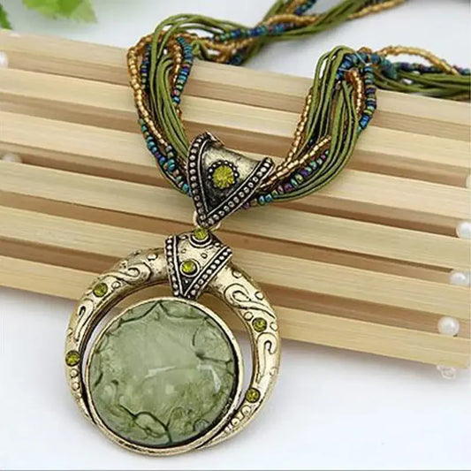 Verdant Gleam Necklace | Gold 16k